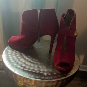 Micheal Kors shoe booties size 10